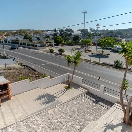 8 Rodrigues Family House - With Patio Βίλα Ναζαρέ