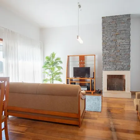 8 Rodrigues Family House - With Patio Βίλα